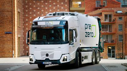 Eldriven PreZero-lastbil i stadsmiljö