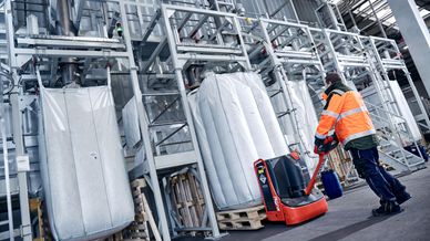 Kunststoff Recycling Grünstadt startet ausgebaute Aufbereitungsanlage