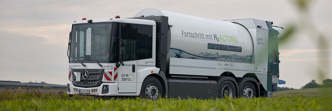 Wasserstoff LKW mit Wiese