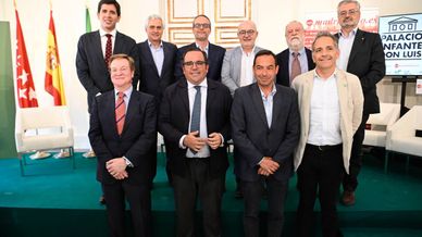 Foto grupal evento Madridiario