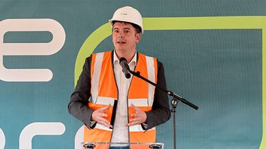 Pose de la première pierre