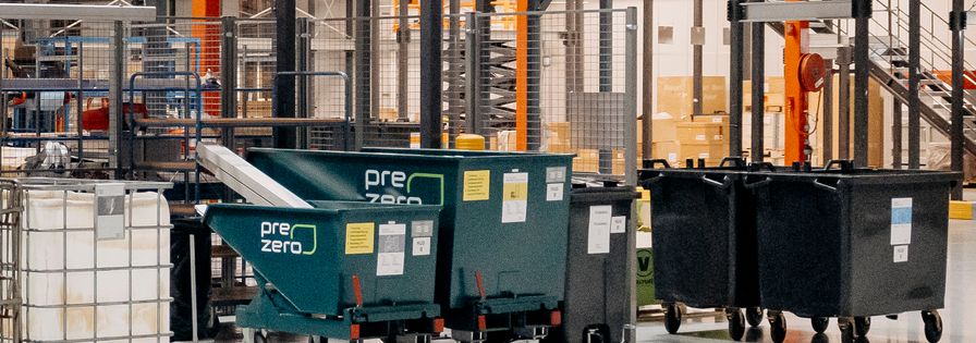 Sorteringskärl och -burar i lager