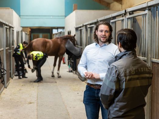 Politie paardenstal