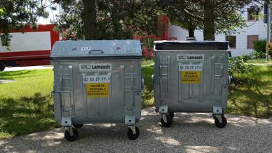 Clean Metal Containers commune