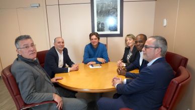Firma convenio Escuela de Oficios de Fuenlabrada