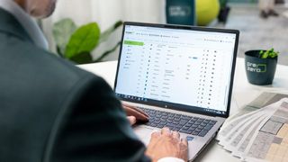 PreZero International Laptop mit SPOT Oberfläche