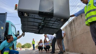 prezero instala contenedores con sistema antivuelco en zonas de fuertes lluvias en Murcia