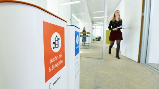 kantoorgang met ECOO-unit