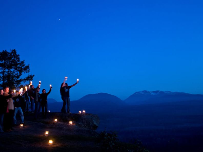Kerzen Berg Gruppe Earth Hour