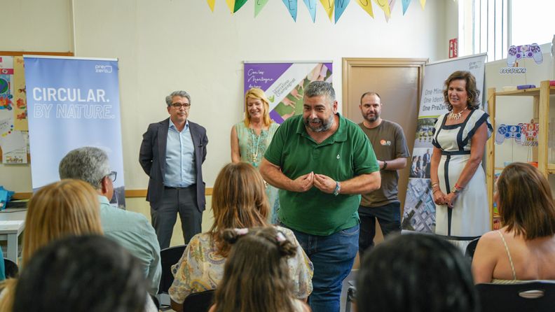 vecinos de Huelva consiguen su graduado en ESO