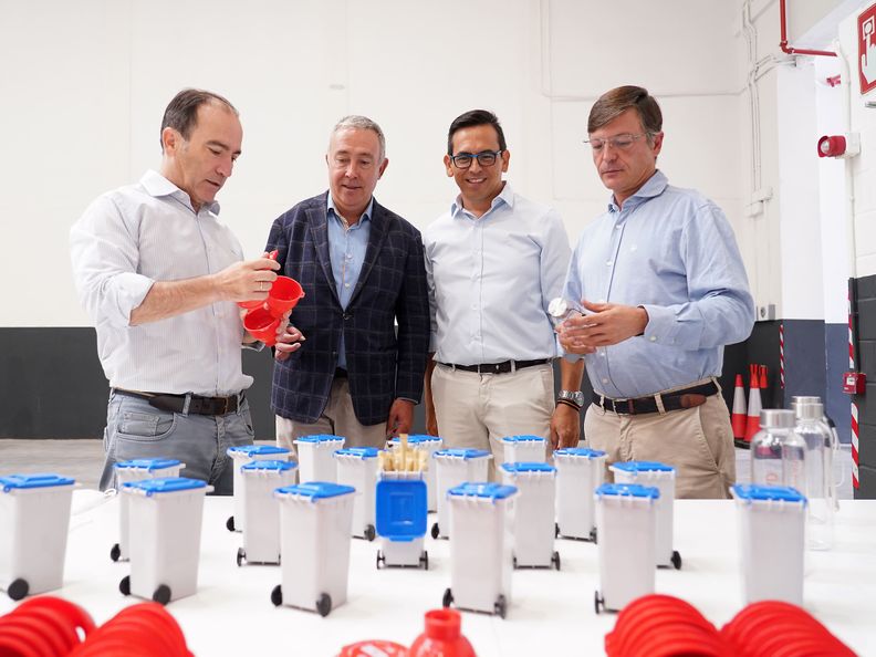 Carabante visita las nuevas instalaciones de ReMAD