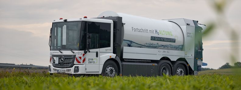 Wasserstoff Sammelfahrzeug mit einer Wiese