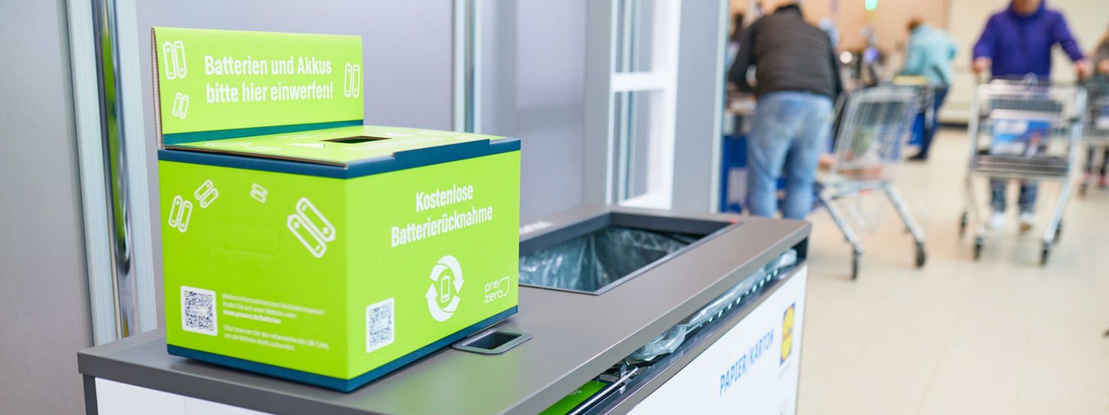 PreZero Batteriebox auf Wertstoffbox