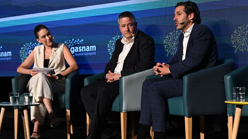 Mesa de ponencias Green Gas Mobility Summit