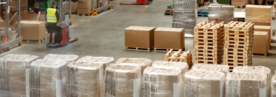PreZero Logistik-Lösungen für Handel und Kreislaufwirtschaft: Optimierte Lagerung und effizientes Abfallmanagement