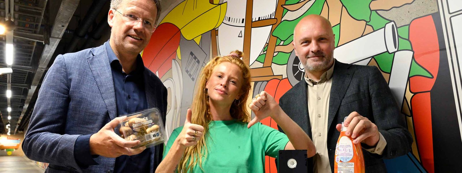 Dion van Steensel (directeur van HVC), Elize Been (binfluencer) en Boris van der Ham (voorzitter Vereniging Afvalbedrijven) trappen de campagne TrashTalks af
