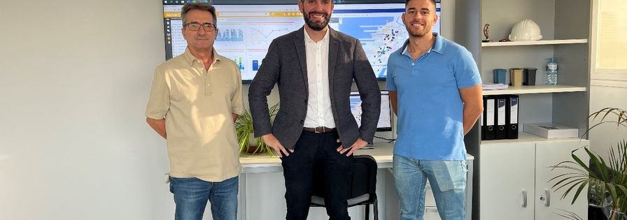 centro-de-control-junto-con-el-jefe-de-servicios-rafael-visuara