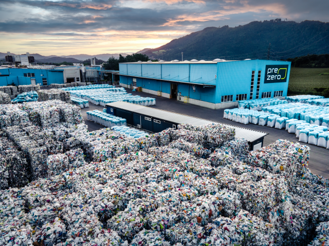 PreZero_Image_Paper-Shredder-Document-Destruction-Facility_Close-up_RGB
