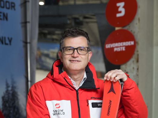 man in skihal