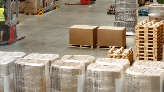 PreZero Logistik-Lösungen für Handel und Kreislaufwirtschaft: Optimierte Lagerung und effizientes Abfallmanagement